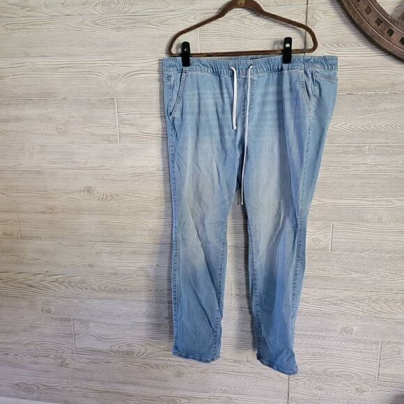 Torrid Pull On Boyfriend Straight Stretchy Jean SZ 2 (18-20) Light Wash Drawstri - Picture 1 of 5